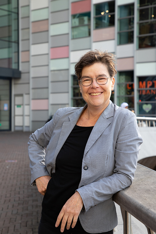 Portret Marion Etman